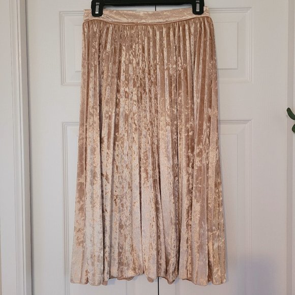 Gold Crushed Velvet Pleated Midi Skirt - Picture 1 of 5